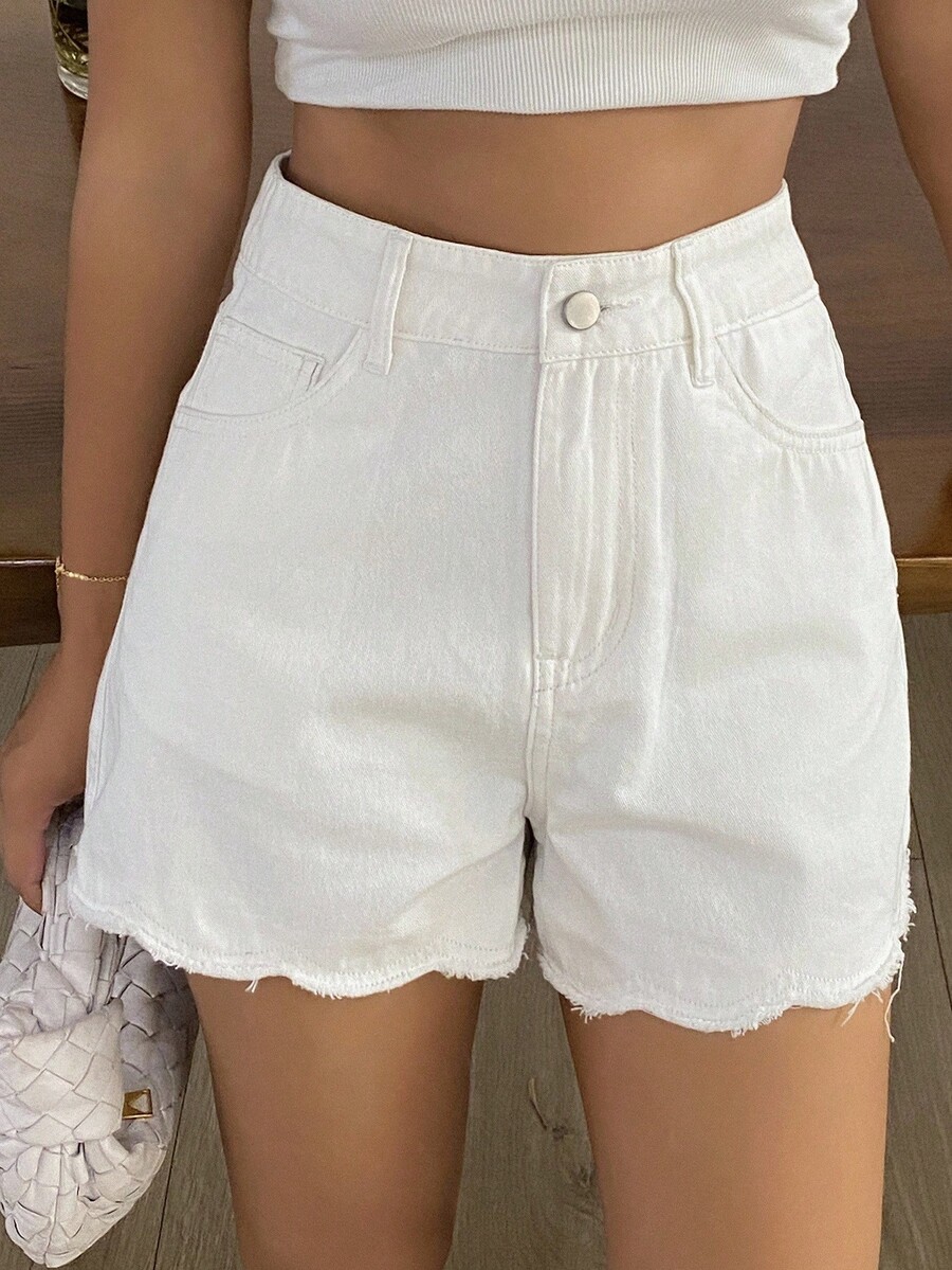 Shorts Denim Frayed - Celana Pendek Denim Kasual Wanita Musim